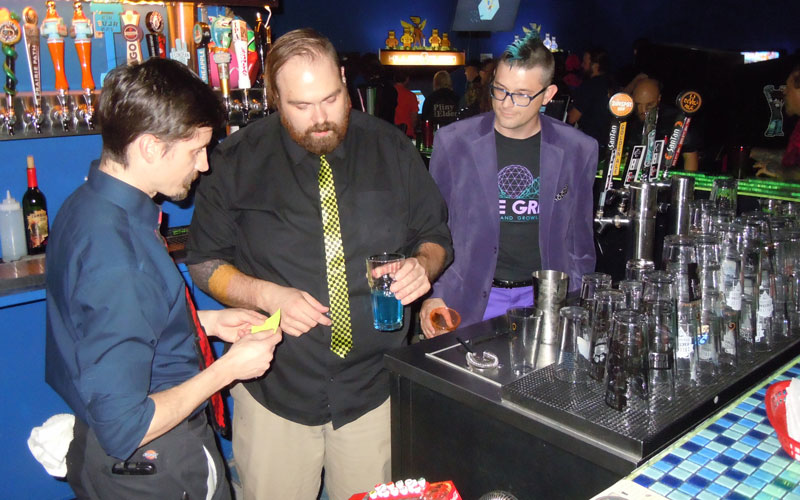bartenders photo