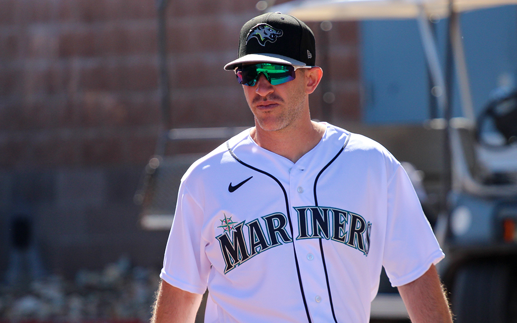 Peoria Javelinas pitching coach Alon Leichman had dreams of playing in the major leagues before two Tommy John surgeries led him to the international stage. (Photo by Austin Ford/Cronkite News)