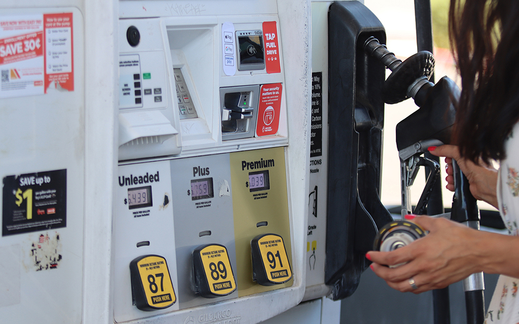 Cleaner Burning Gasoline is required in parts of Arizona under a state implementation plan from 1997 to comply with the National Ambient Air Quality Standards and the Clean Air Act. It is only sold in Maricopa County and parts of Pinal and Yavapai Counties. (File photo by Omar Iakub/Cronkite News)