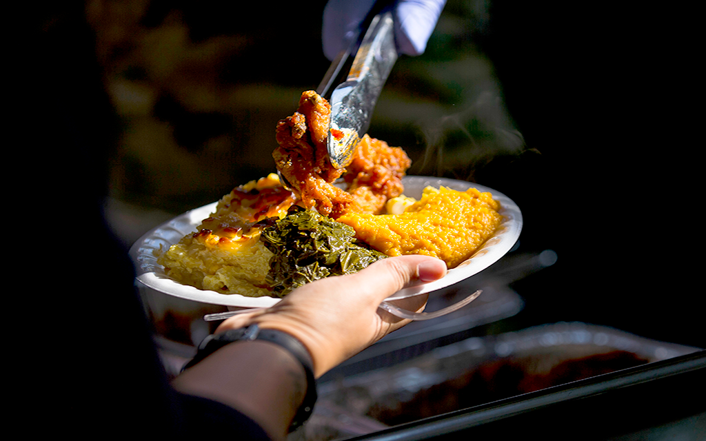 U.S. Army Reserve soldiers gather a Thanksgiving luncheon in Fort Meade, Maryland, in this 2017 file photo. This year, the cost of a Thanksgiving dinner has gone down across the nation. (Photo by Master Sgt. Michel Sauret/U.S. Army Reserve)