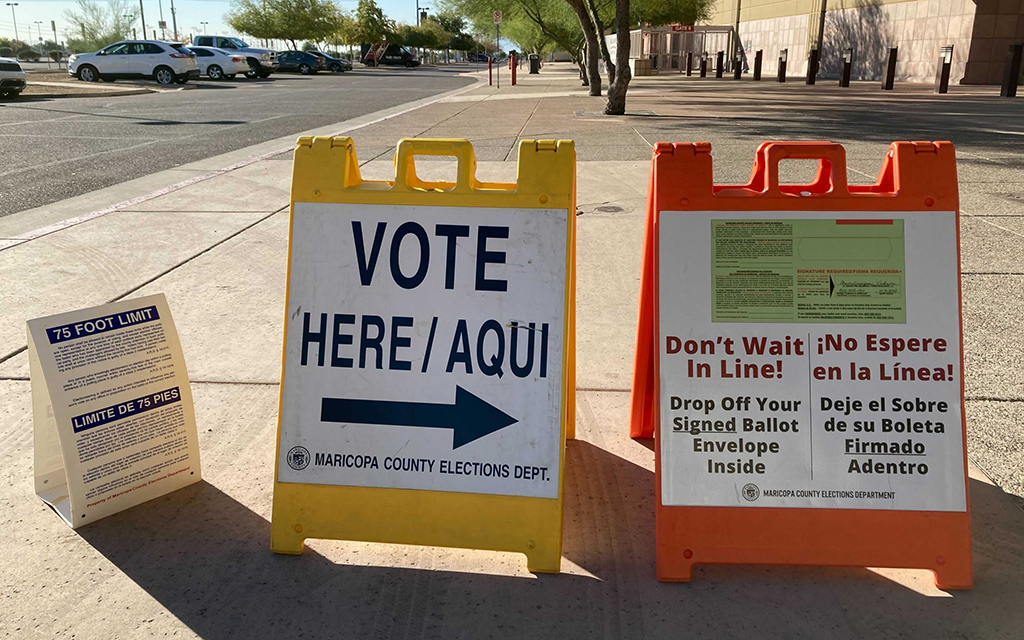 In addition to voting inside, Arizona residents were able to drop off their ballots at the entrance of Gila River Arena. (File photo by Michael Gutnick/Cronkite News)