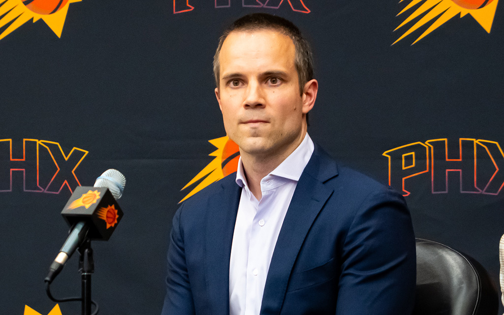 Jordan Ott at the podium when he was introduced as the new head coach for the Phoenix Suns.